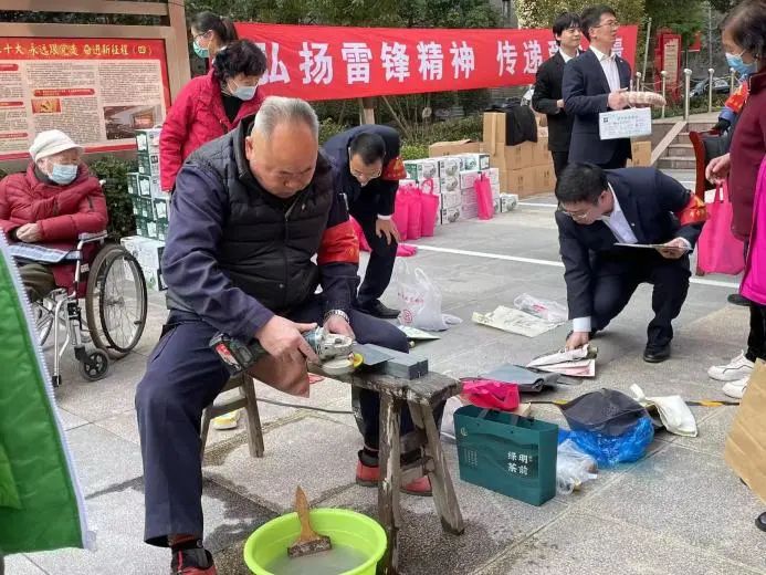 雷鋒站長(zhǎng)獨(dú)家心水碼澳門，傳承雷鋒精神與探索彩票文化